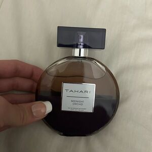 Tahari Midnight Orchid Eau de Parfum